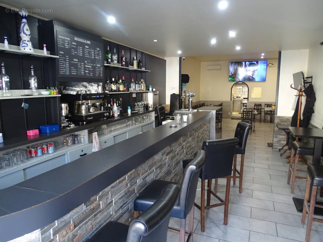 Commerce à MARSEILLE-15E