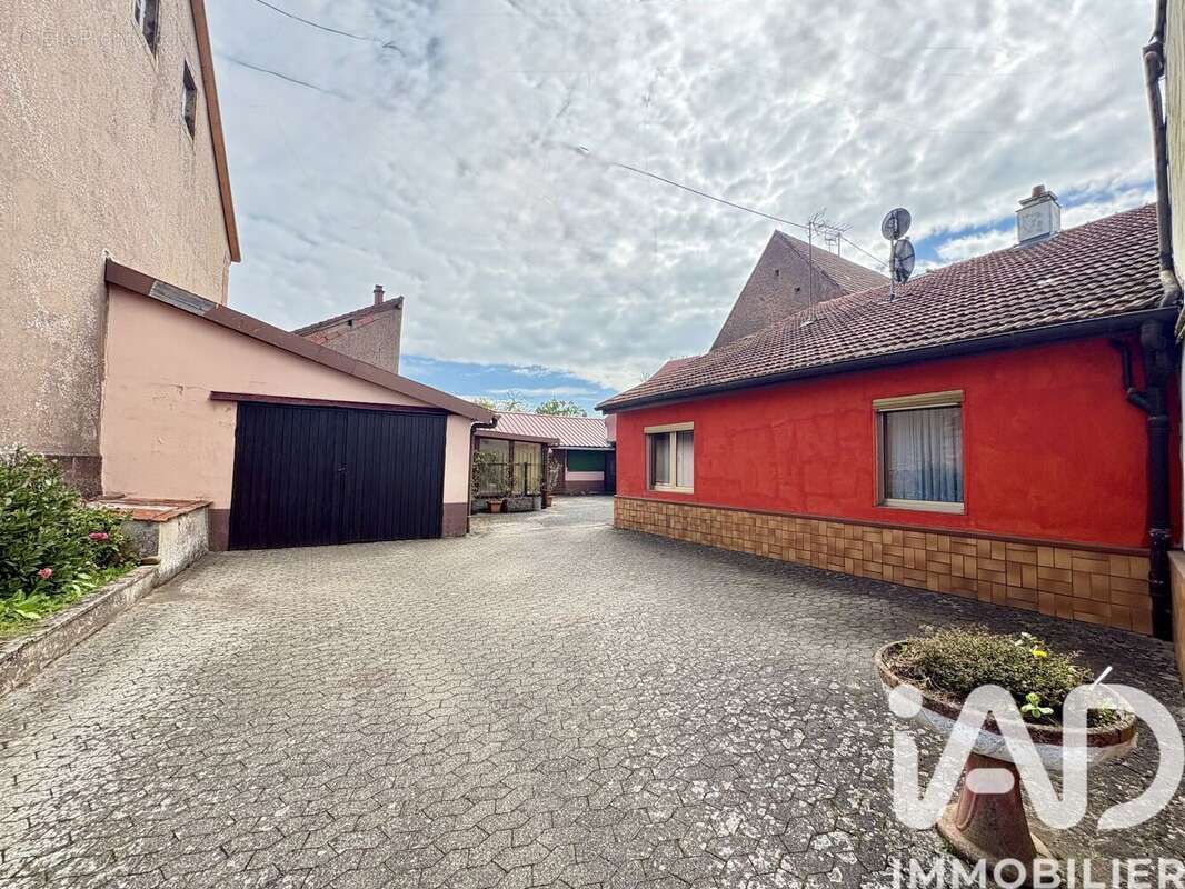 Maison 180 m² à La Petite-Pierre  - photo 2