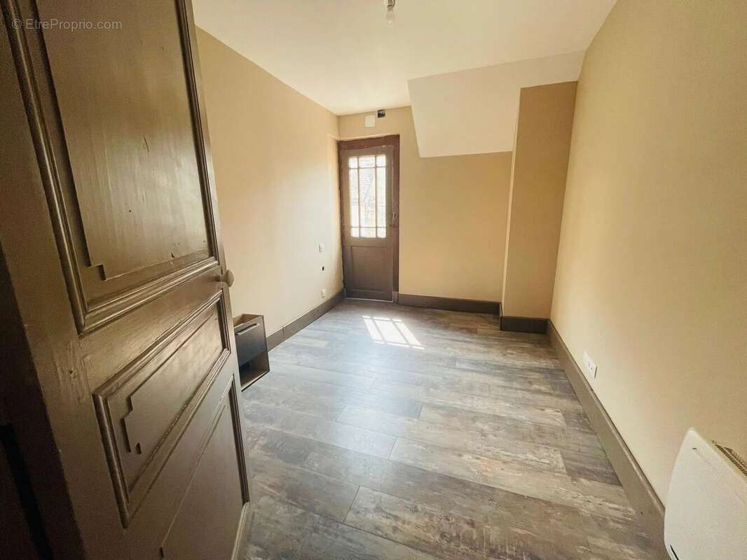 Maison 5 pièces - 120m² - avec jardin - photo 9