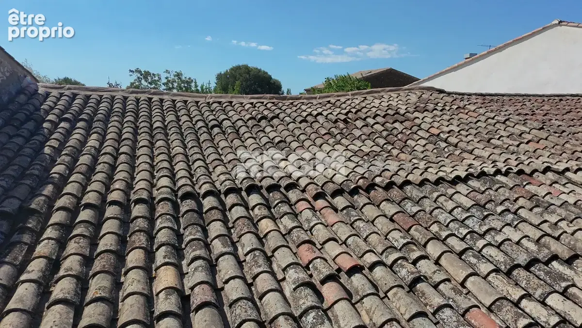 Remise de 138 m2 au sol   Un beau potentiel pour un futur logement au cœur du village - photo 6