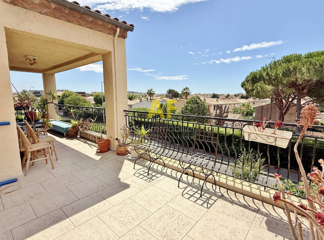 Appartement à FREJUS