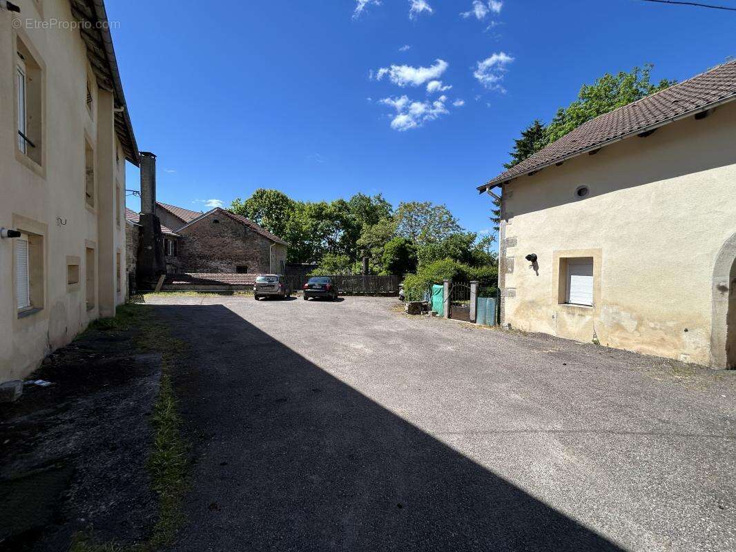 Appartement à XERTIGNY