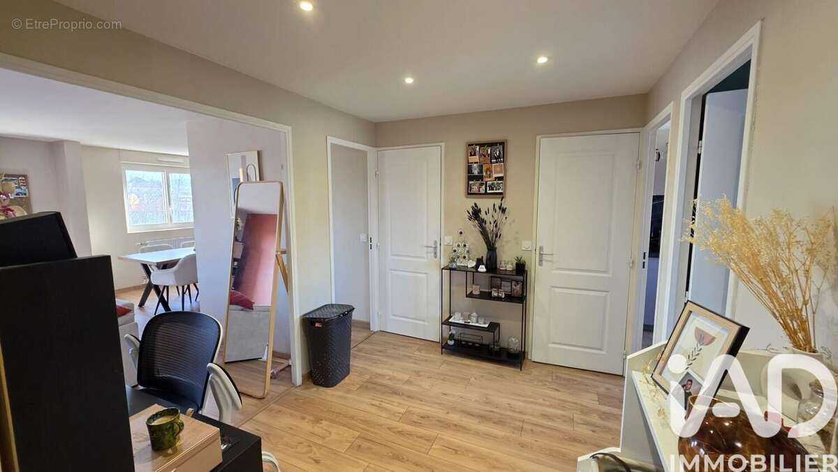 Photo 9 - Appartement à SAINT-ETIENNE