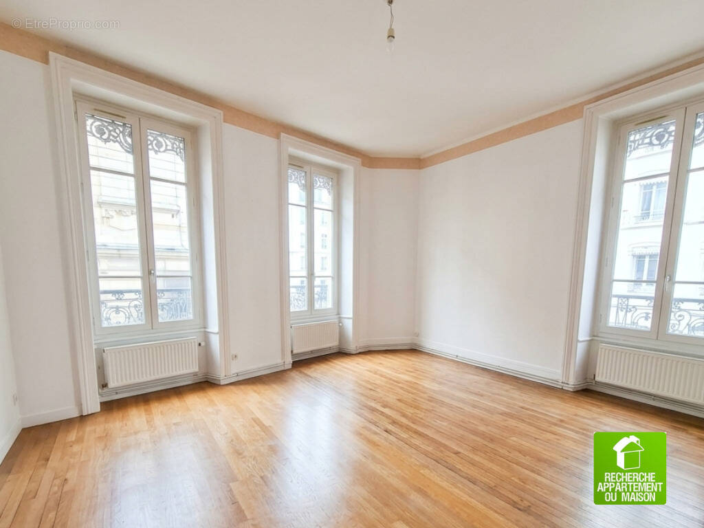 Appartement à LYON-3E