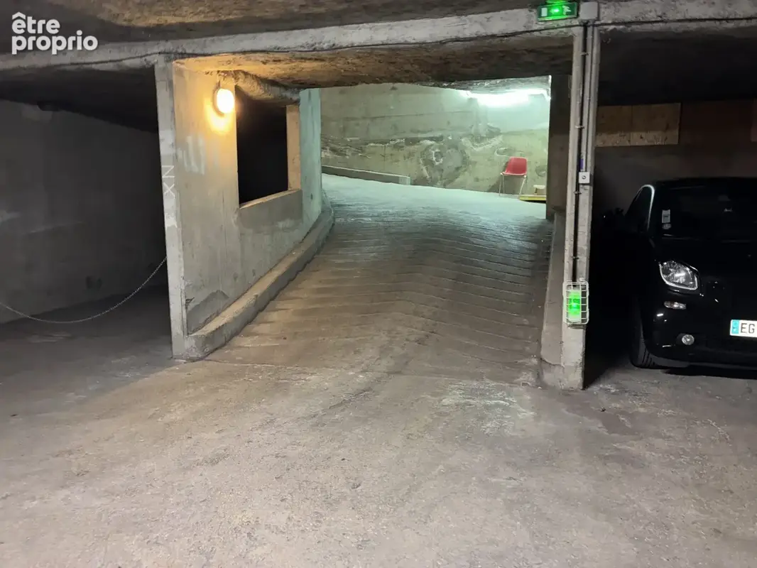 Parking à vendre à Paris-18e (75018) - photo 3