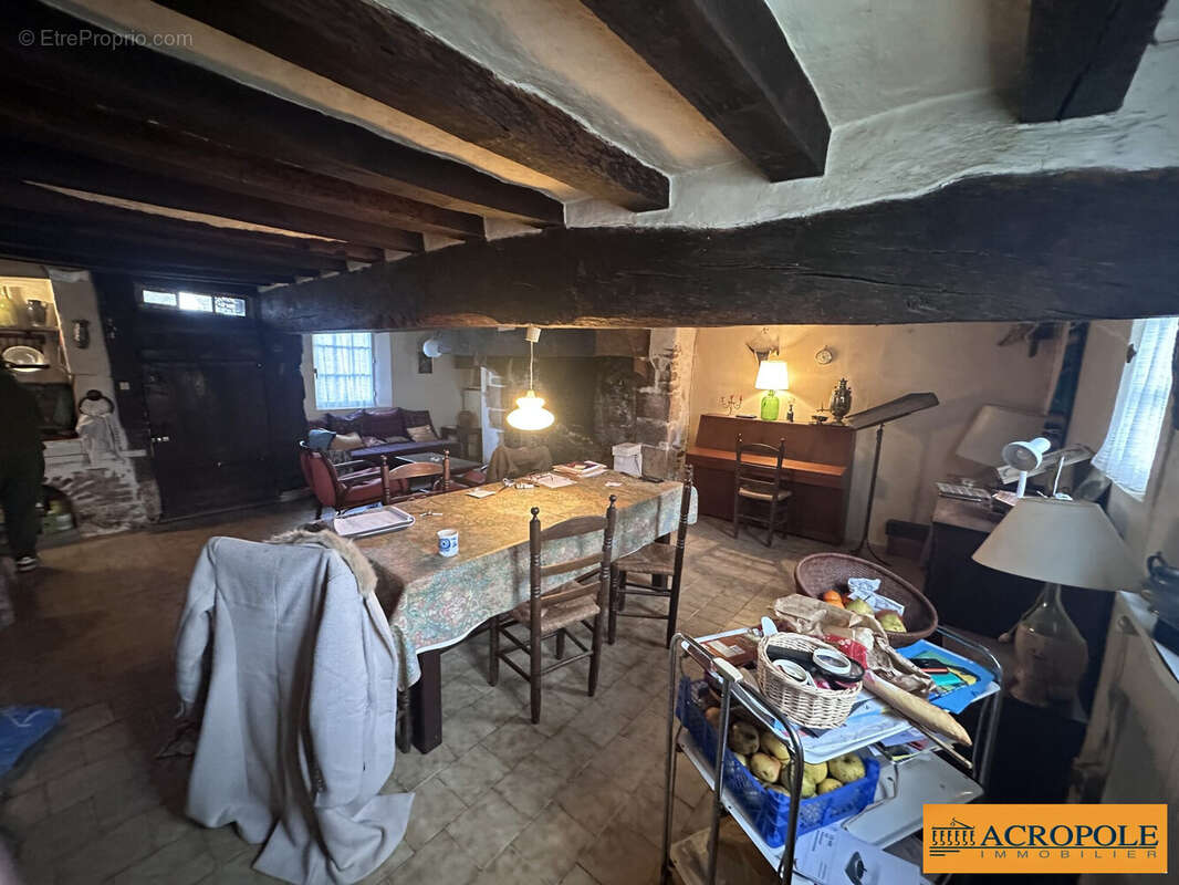 Maison à AUTRY-LE-CHATEL