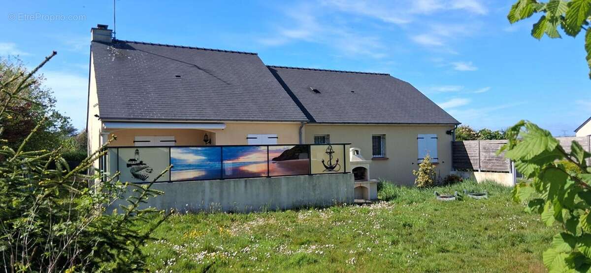 Maison à CORDEMAIS