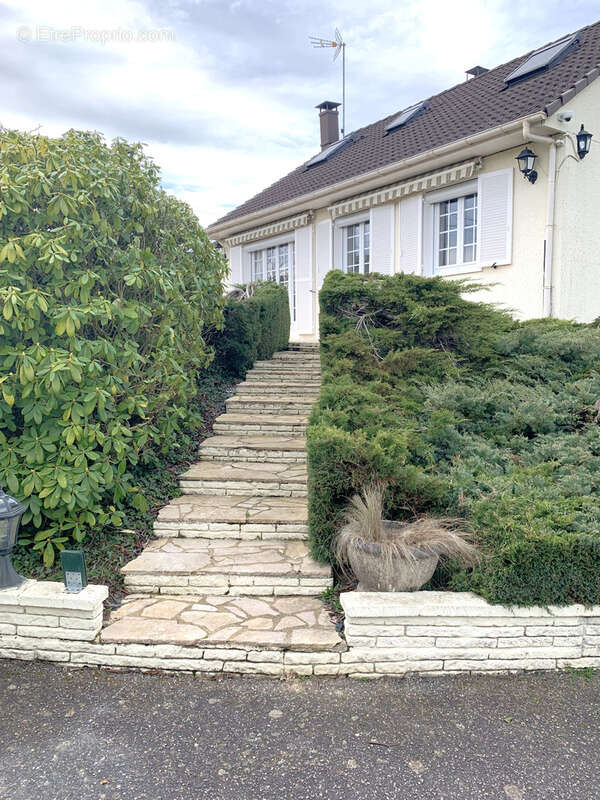 Maison à TILLIERES-SUR-AVRE