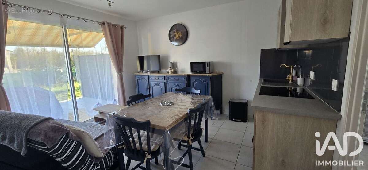 Maison 84 m² à Cours-De-Pile  - photo 7