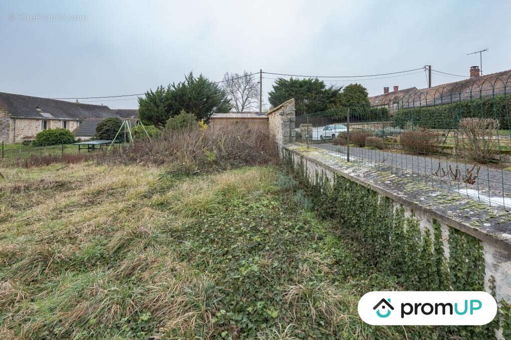 Terrain à MONTMACHOUX