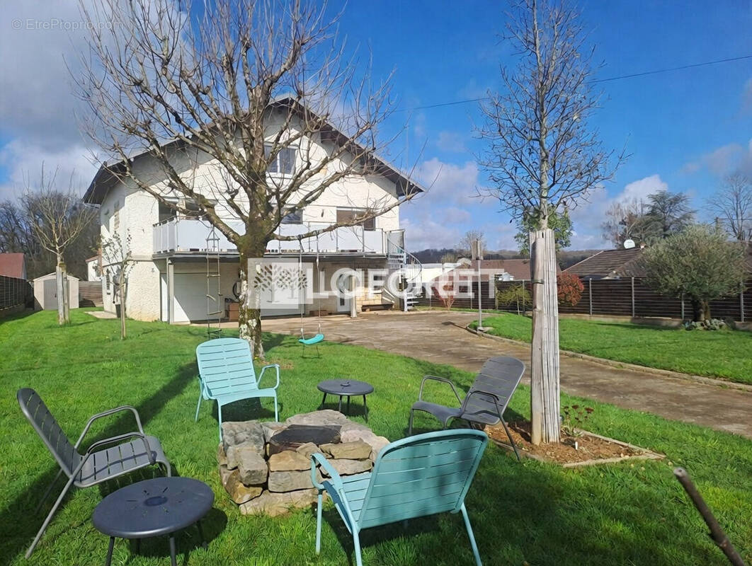 Maison à MONTFERRAND-LE-CHATEAU