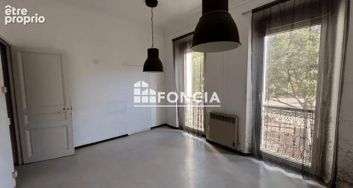 Toulon ouest pont du las place d’espagne t4 de 72 m² à fort potentiel - photo 5