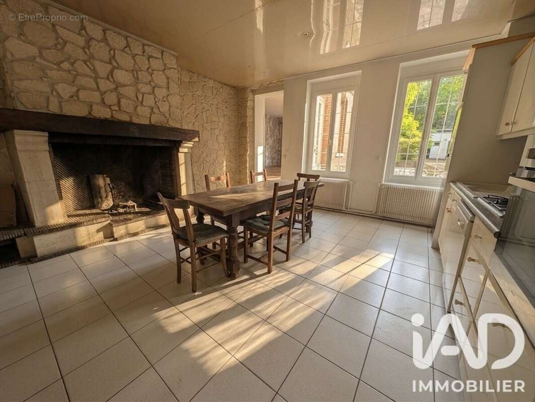 Maison 207 m² à Bolbec  - photo 3
