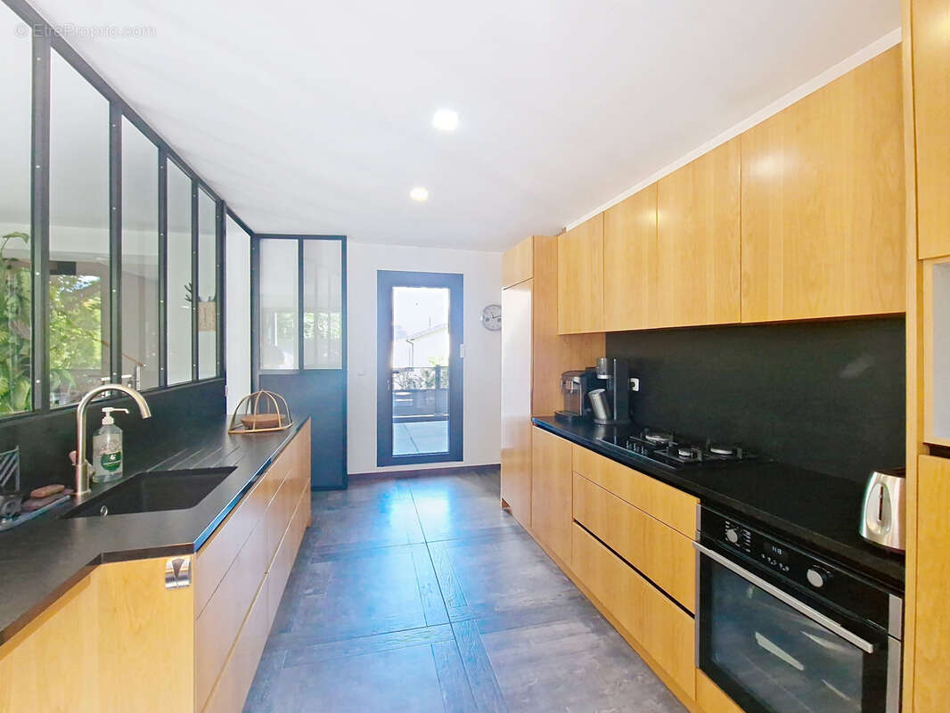 Appartement à GIERES