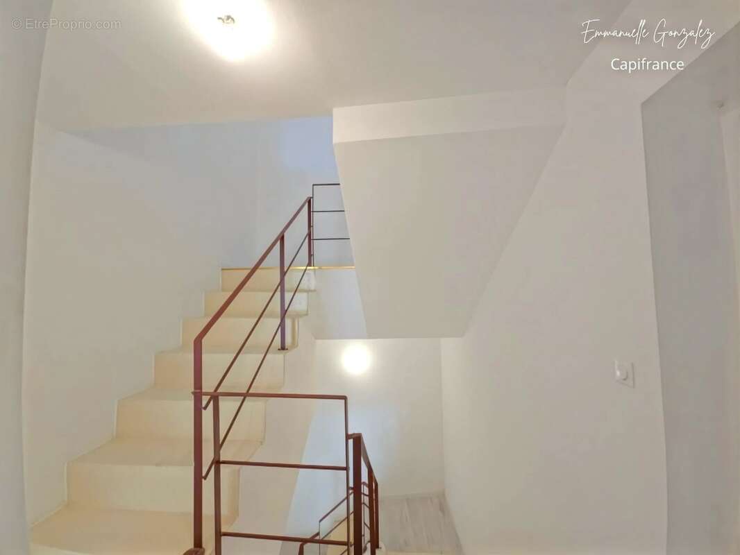 Maison de caractère entièrement rénovée 200m² avec 5 chambres ROUJAN (34) - photo 37