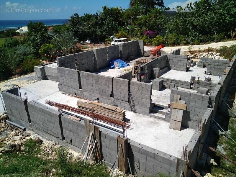 Maison à GRAND-BOURG