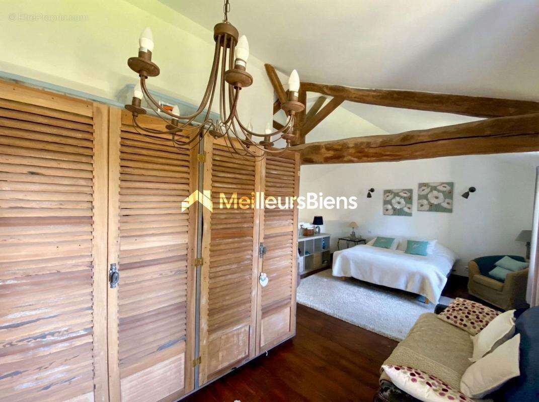 Maison à CHATILLON-SUR-CHALARONNE