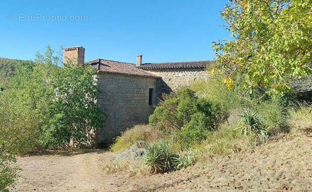 Maison à MILHARS