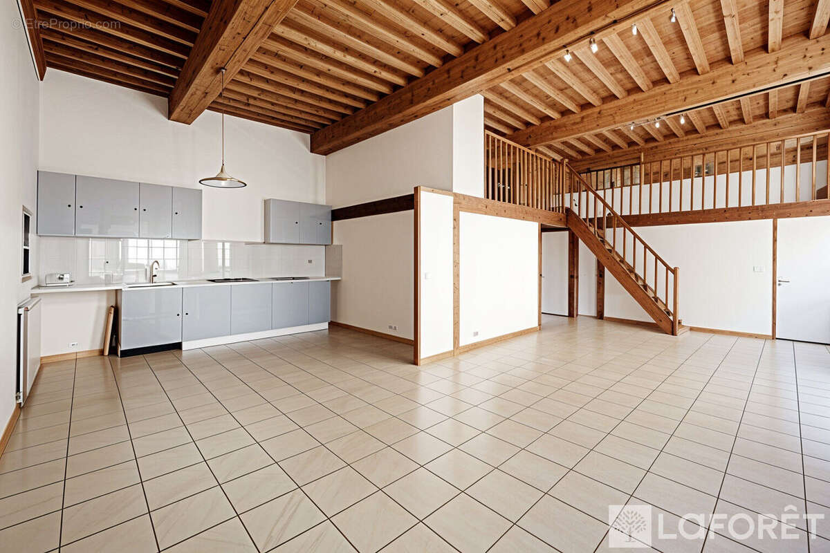 Appartement à LYON-4E