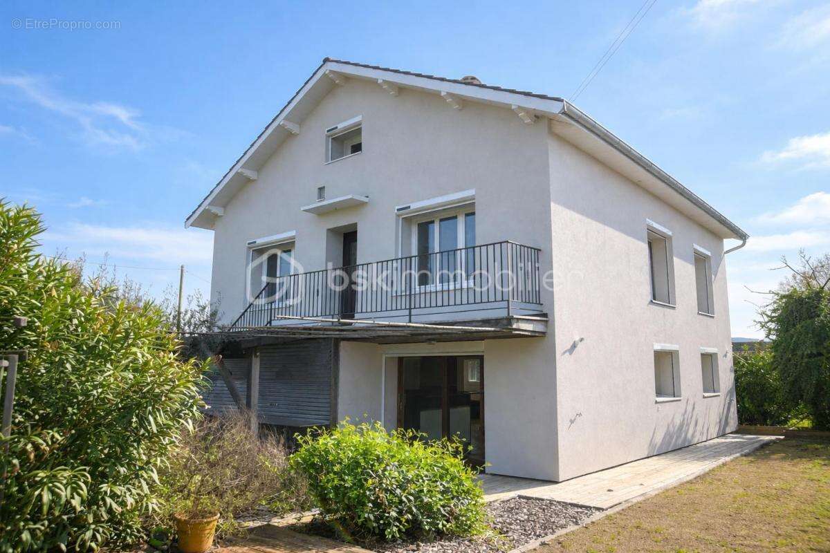 Maison à L'ISLE-D'ABEAU