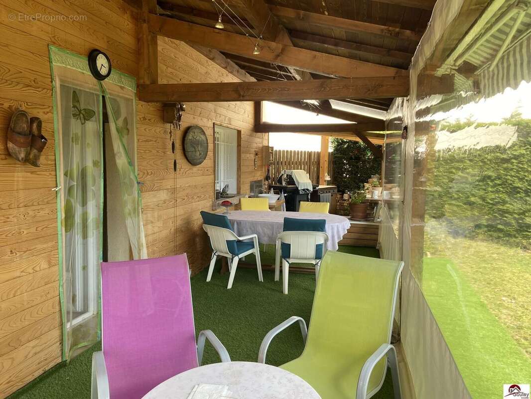 Maison 140 m² à Riorges  - photo 5