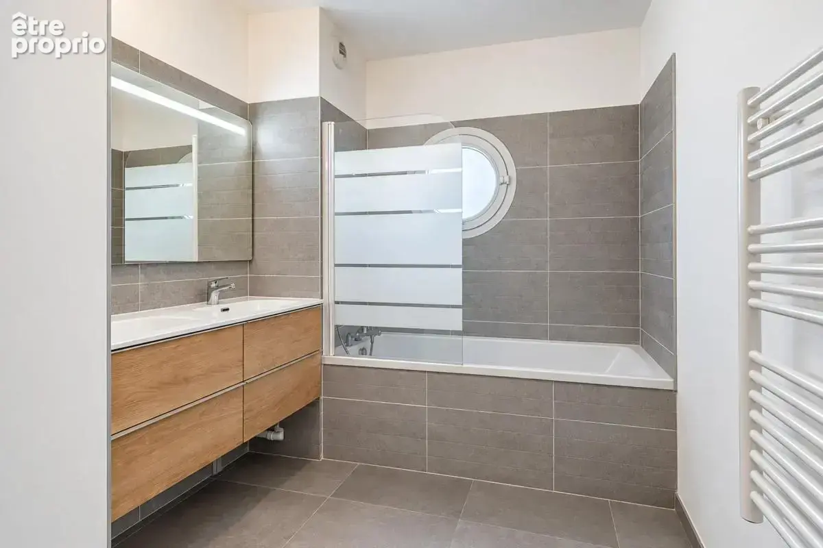 Appartement 4 pièces de 105 m² à Baillargues - photo 10