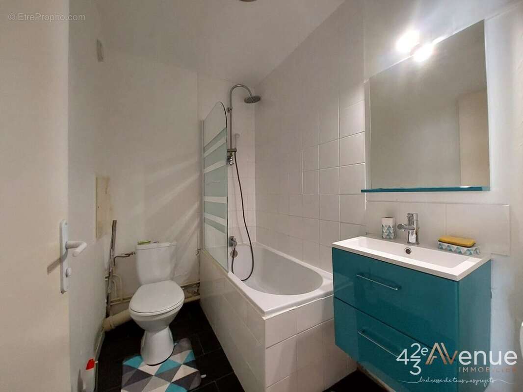 Appartement à SAINT-ETIENNE