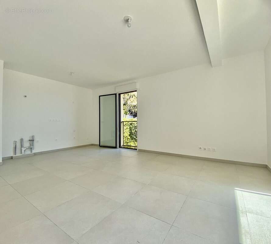 Appartement à LA TURBIE