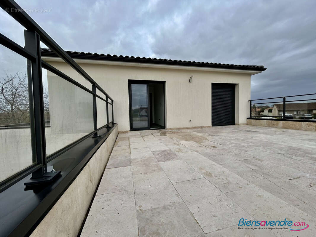 Toit terrasse - Maison à MIGNE-AUXANCES