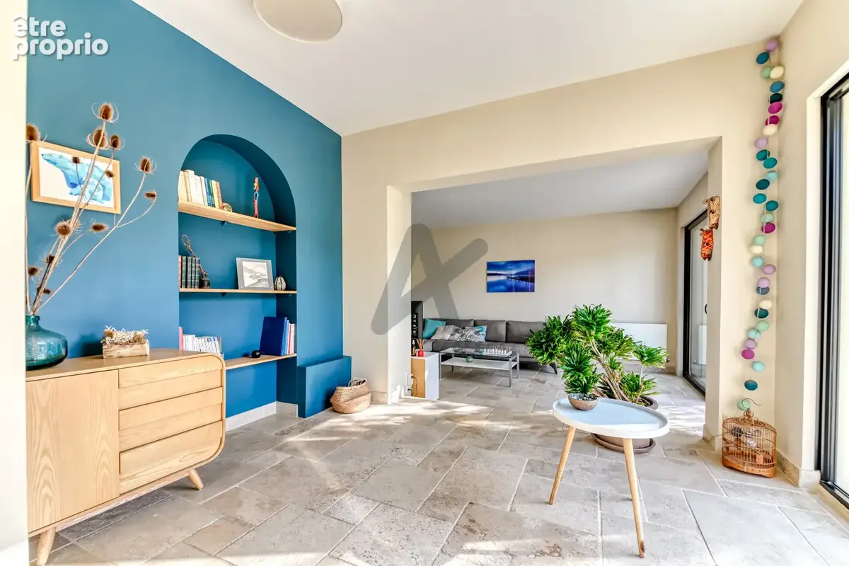 Caluire - Boutary: Une maison familiale de 205m2, 5 chambres, terrasse, jardin, piscine. - photo 8