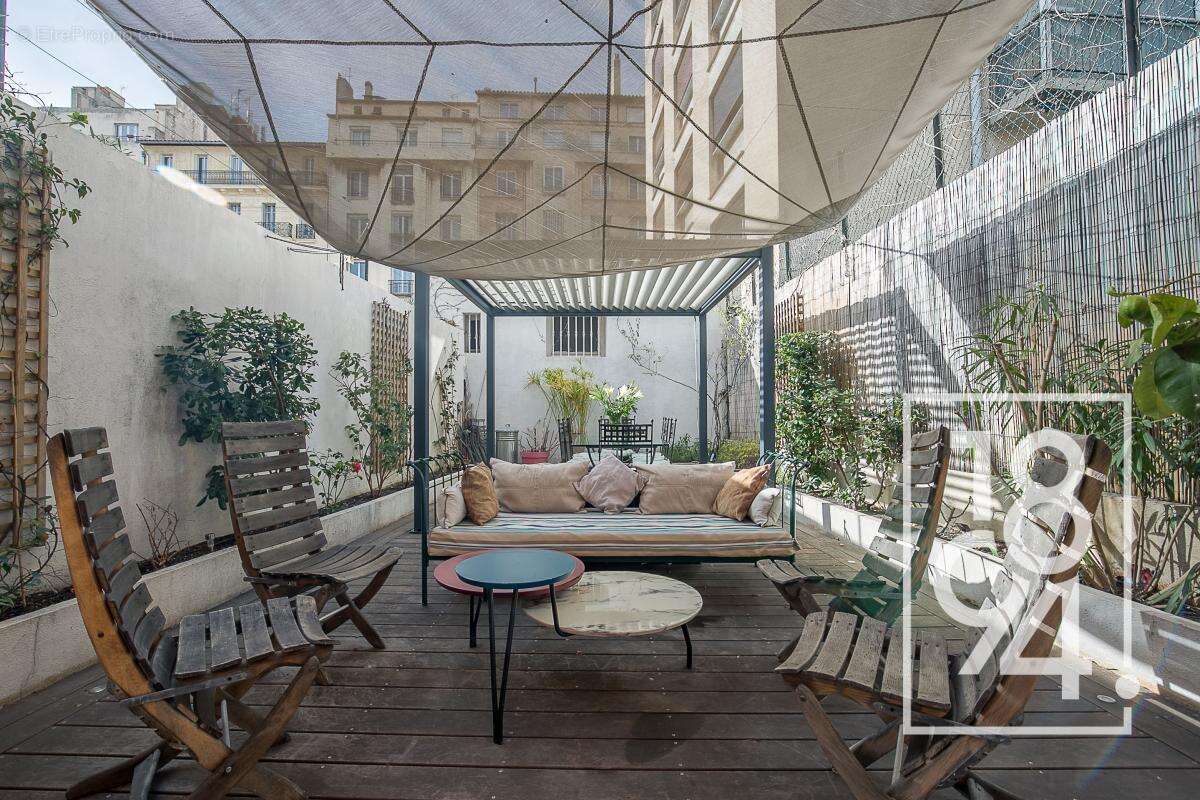 Appartement à MARSEILLE-8E