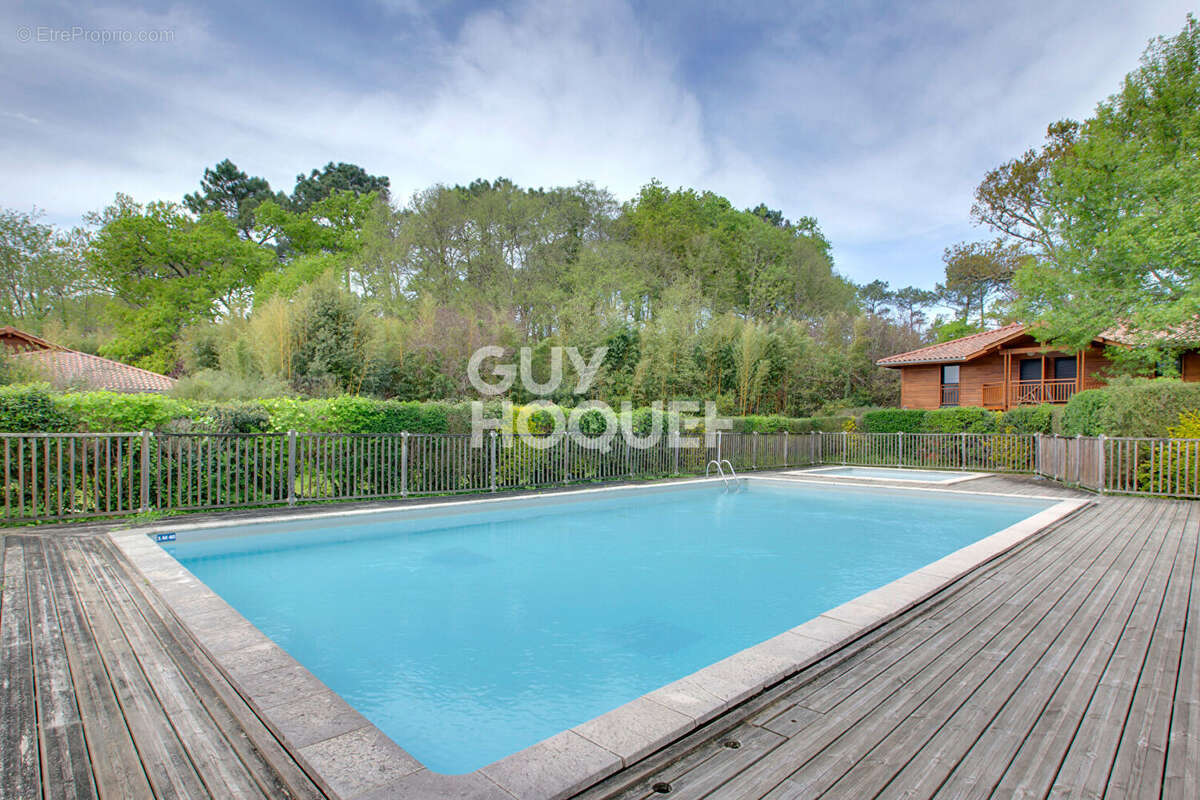 Appartement à MESSANGES