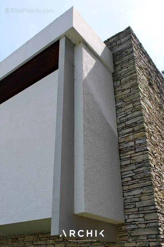Maison 285 m² à Miramont-De-Guyenne  - photo 22
