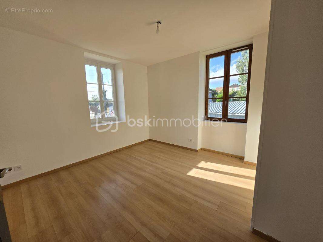 Maison à SAINT-LEGER-DES-VIGNES