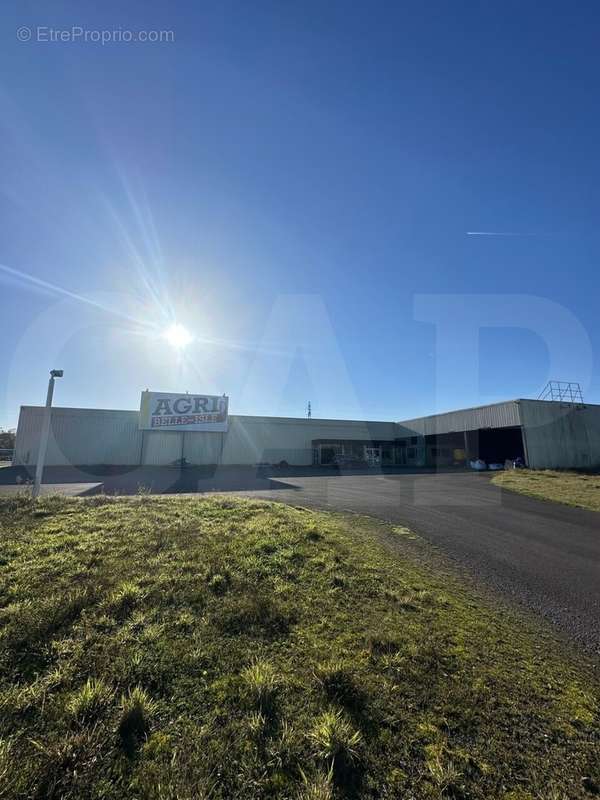 Autre à BELLE-ISLE-EN-TERRE