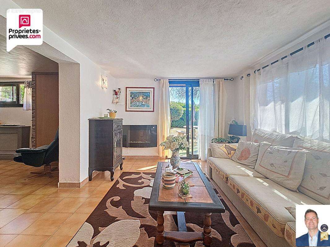 Maison à SAINT-CEZAIRE-SUR-SIAGNE