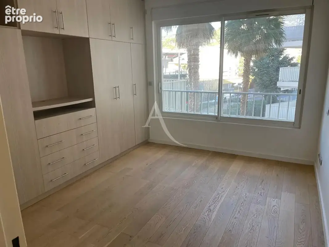 Grand duplex en étage à seulement 5 minutes à pied de la rue d'Antibes - photo 4