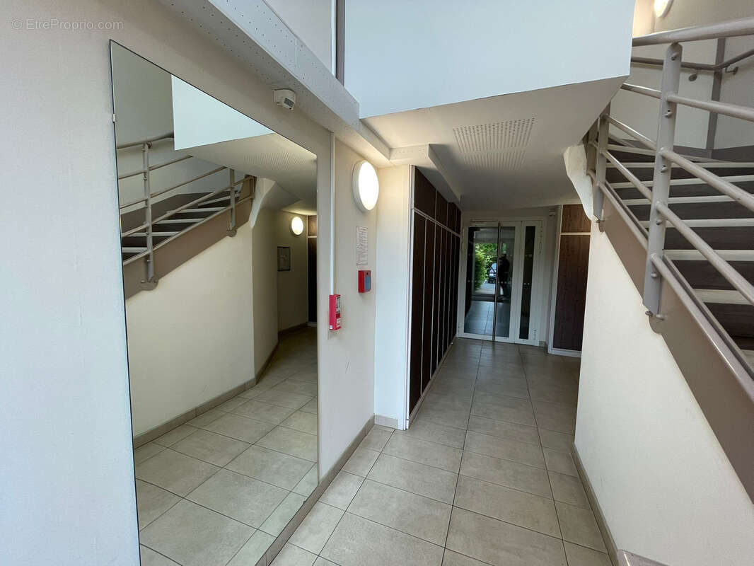 Appartement à FARGUES-SAINT-HILAIRE