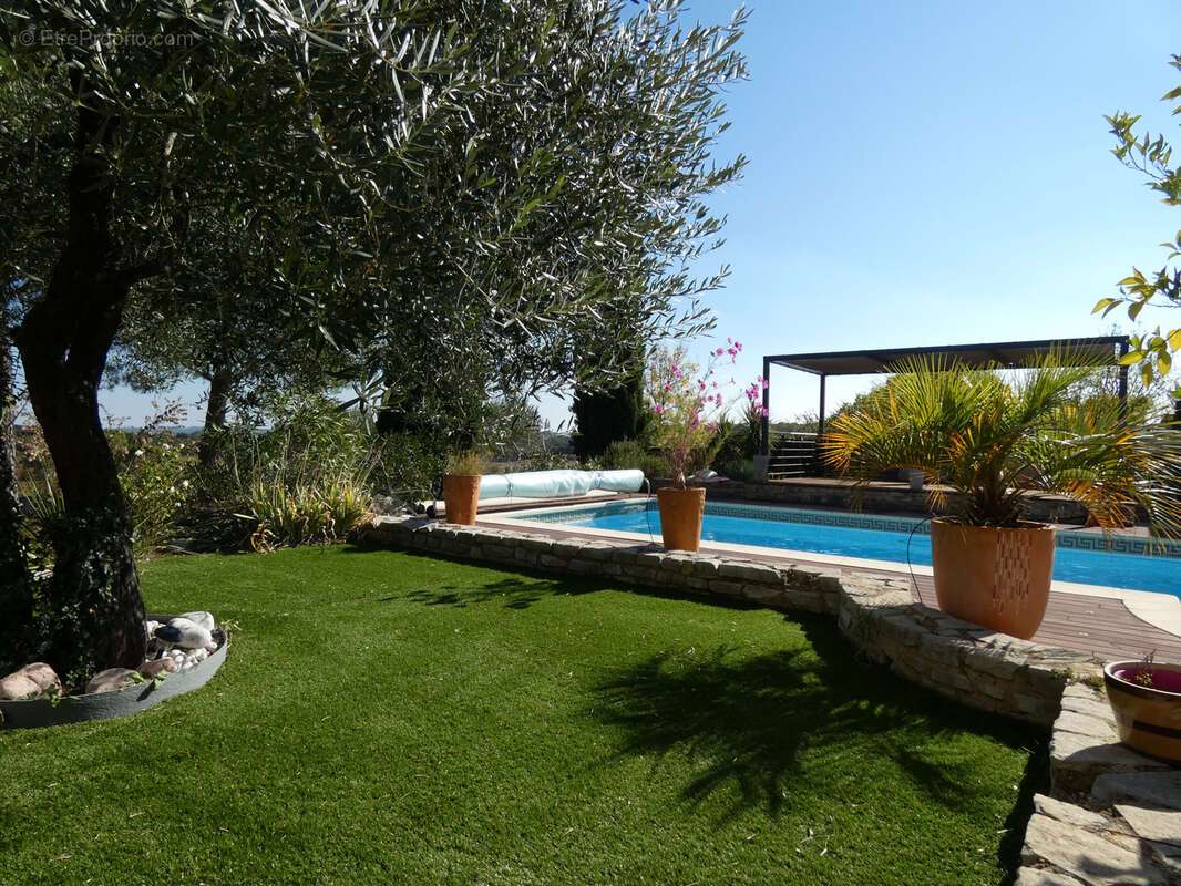 Maison à BOISSET-ET-GAUJAC