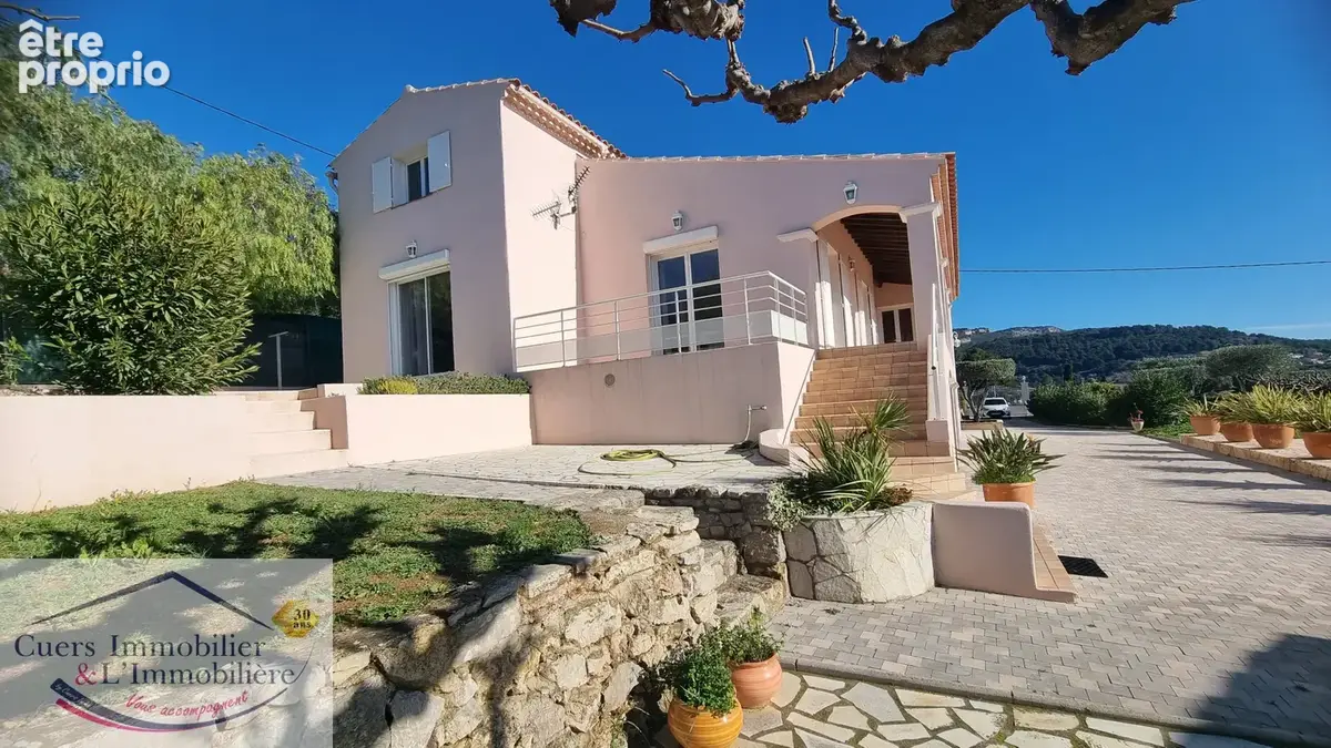 Ollioules villa  t6 de 205 m2 avec pisicine et vaste garage pleine vue mer - photo 16