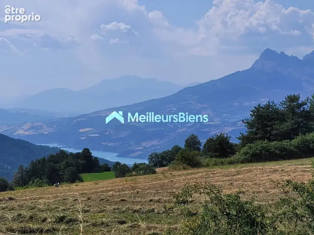 Maison familiale 7 pièces avec dépendances et grand terrain aux Orres - photo 17