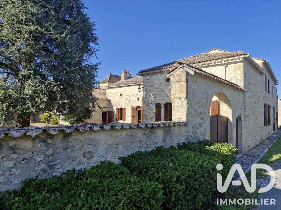 Photo 1 - Maison à GENSAC
