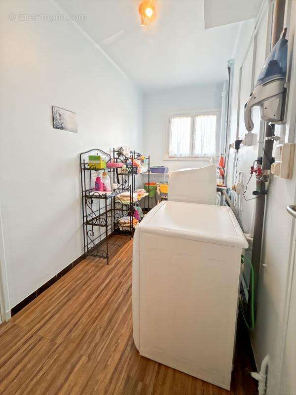 Maison à CHATEAU-ARNOUX-SAINT-AUBAN