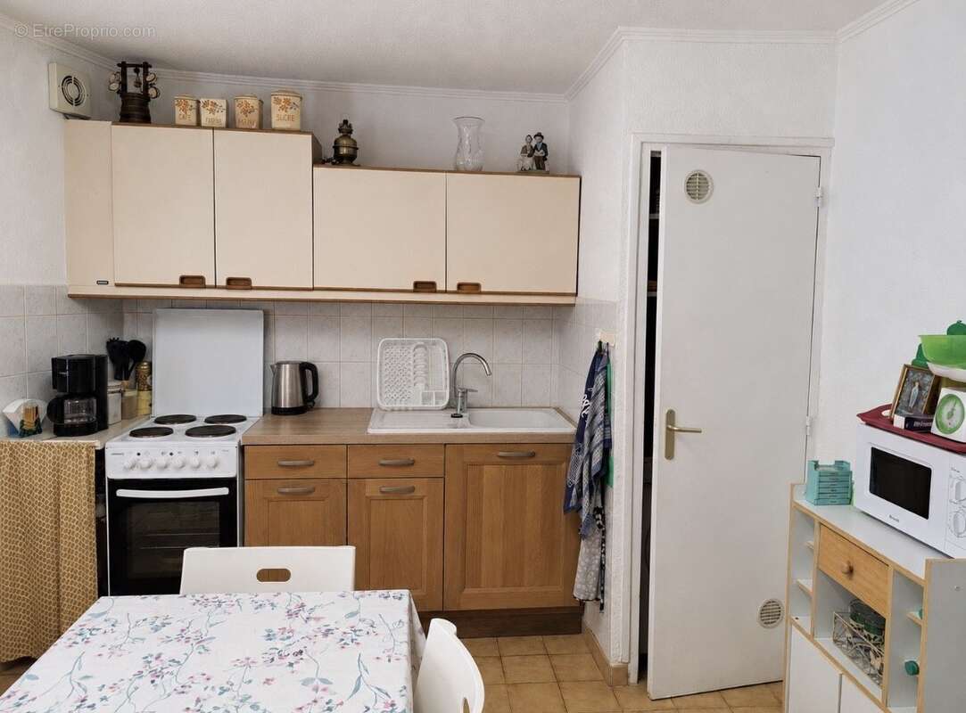 T2 Bis MEZE Idéal Investisseur - photo 2