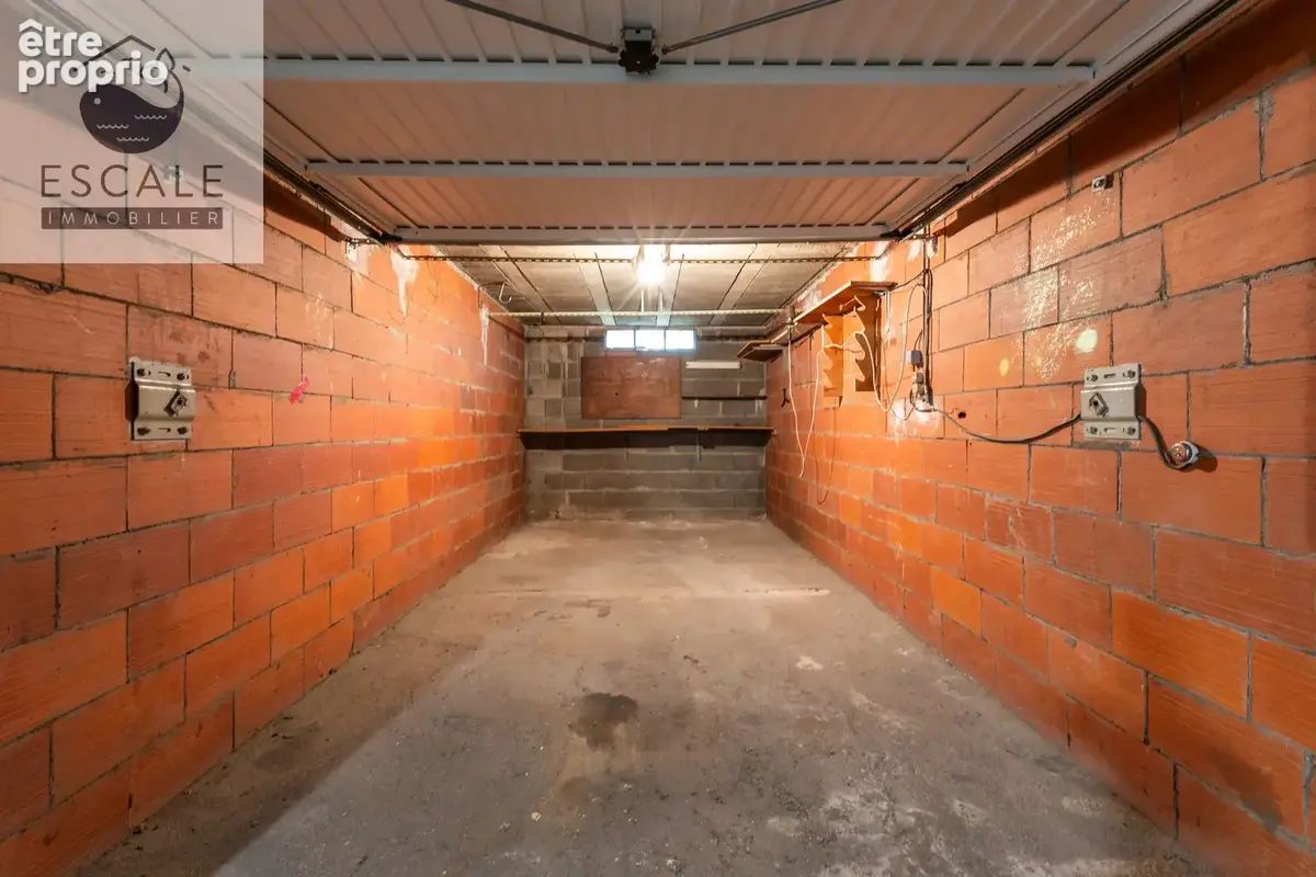 Vente grand garage dans residence securisee quartier corniche a sete - photo 3