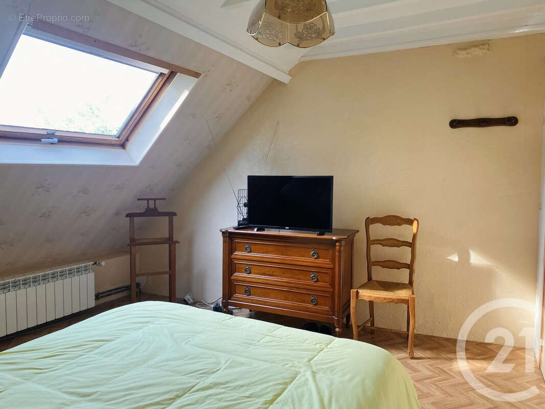 Maison 108 m² à Humbligny  - photo 10
