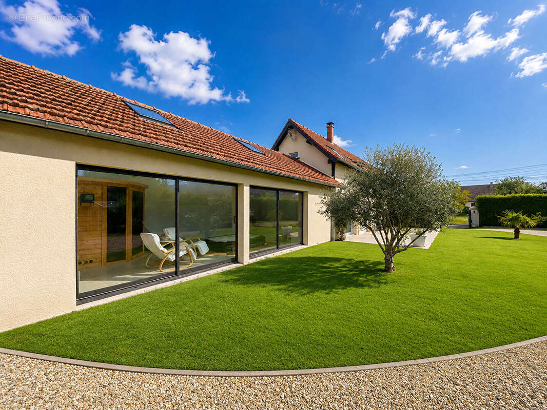 Maison à ECOUIS