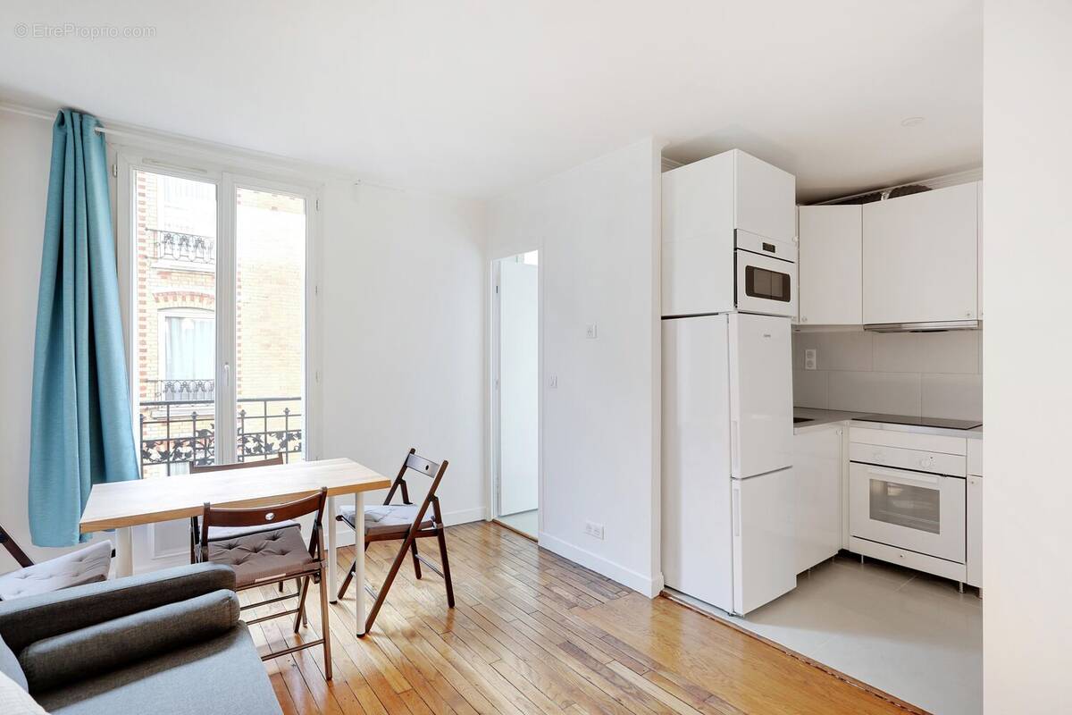 Photo 1 - Appartement à MONTROUGE