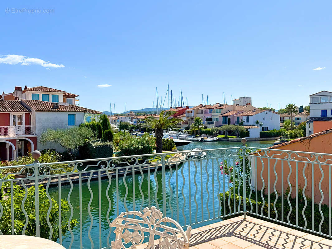 Maison à GRIMAUD