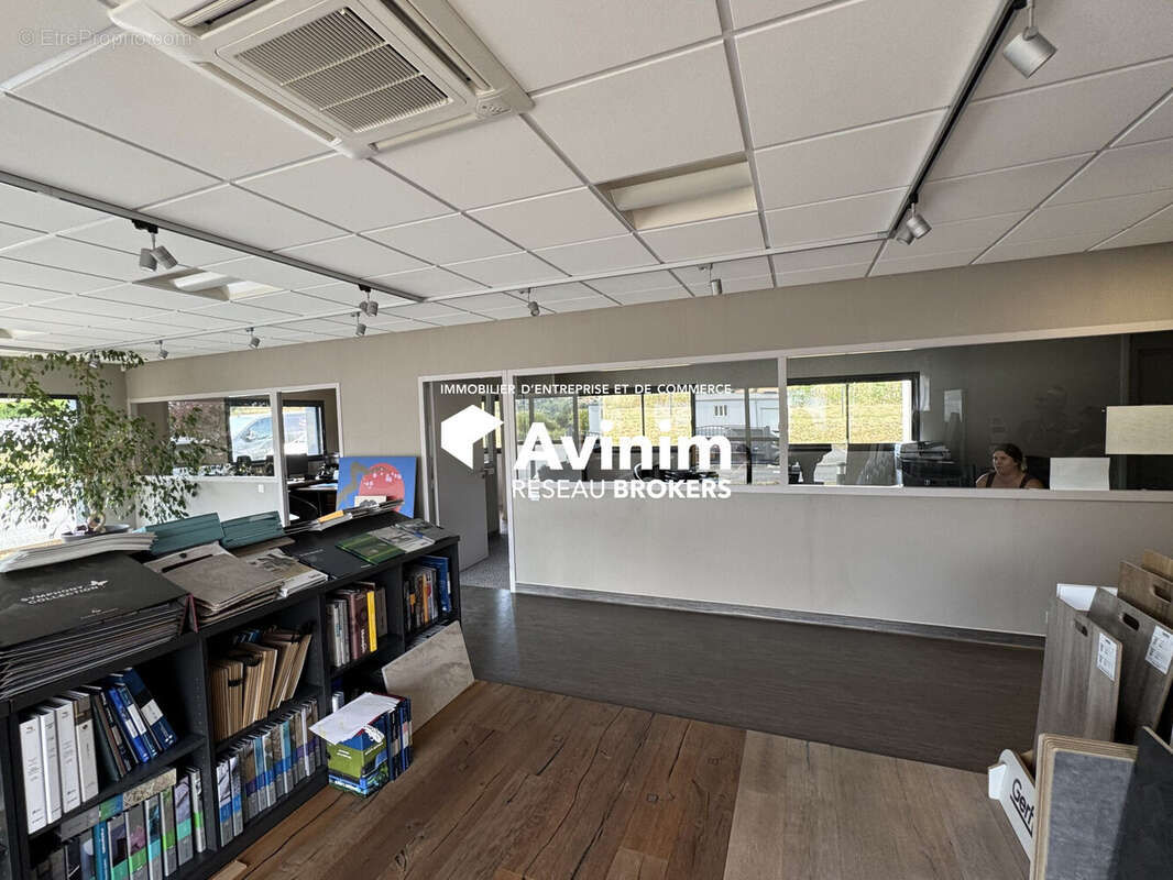Commerce 562 m² à vendre à Souzy (69610) - photo 5